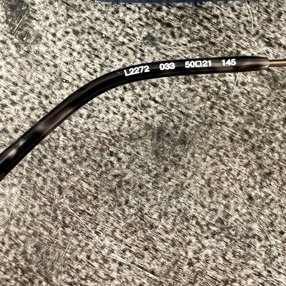 Lacoste eyeglasses - Picture 2 of 3